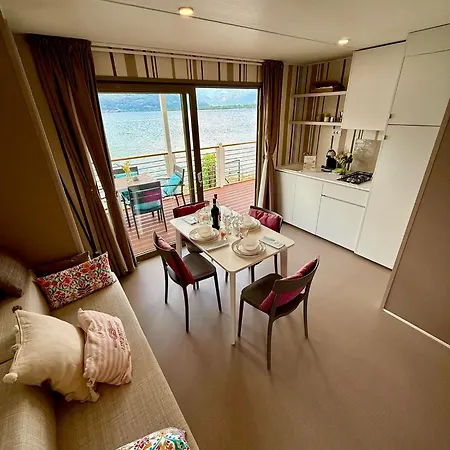 Dune Lido Di Colico, Direct On & Town Apartamento Colico