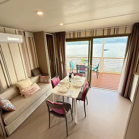 Dune Lido Di Colico, Direct On & Town Apartamento Colico
